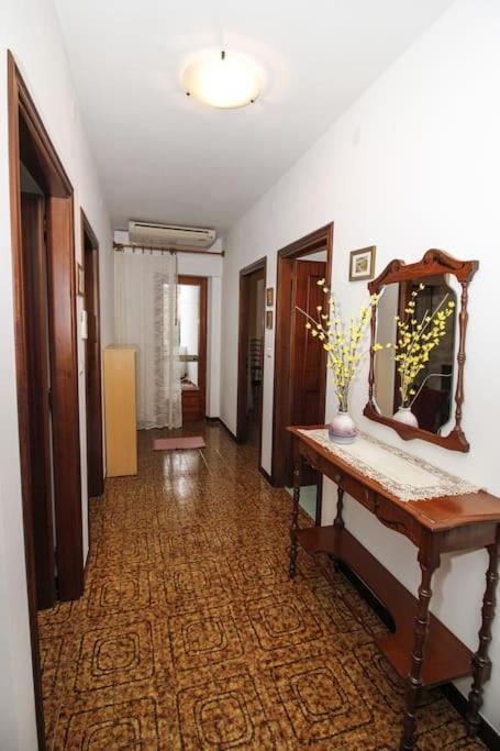La Casa Di Carlo Appartement SantʼAntìoco Buitenkant foto