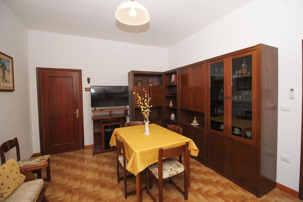 La Casa Di Carlo Appartement SantʼAntìoco Buitenkant foto